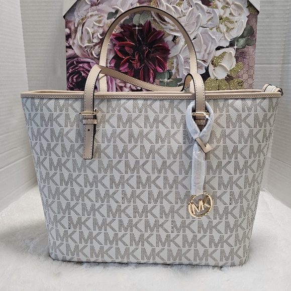 ✨️NWT Michael Kors Large Caramel Monogram LogoTote Bag - Picture 1 of 8